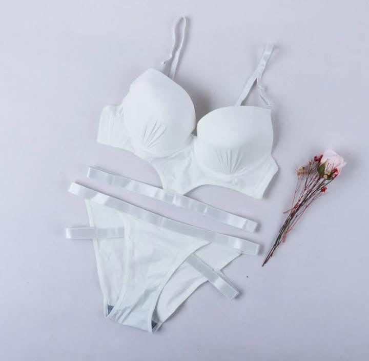 Victoria’s Secret Bra & Panty Set