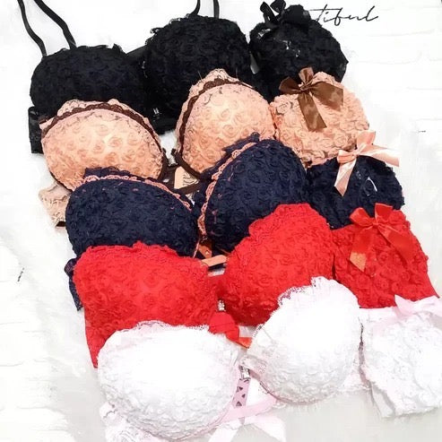 Victoria’s Secret – Front Open 2-in-1 Shoulder Straps Wired Push-Up Bra & Panty Set