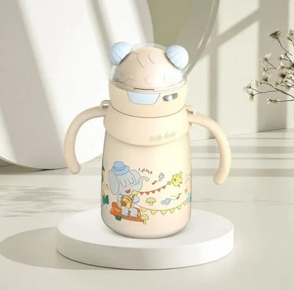 "Bear Design Plastic Water Bottle – Adorable, Durable & Leakproof"